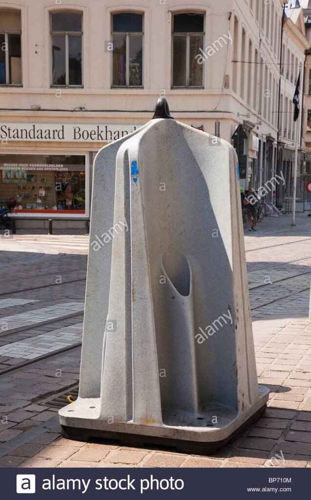 zzzxcbelgium-europe-portable-urinal-toilet-in-a-street-BP710M.thumb.jpg.1ac55d5c5ca3e315804e1855d9026fc7.jpg